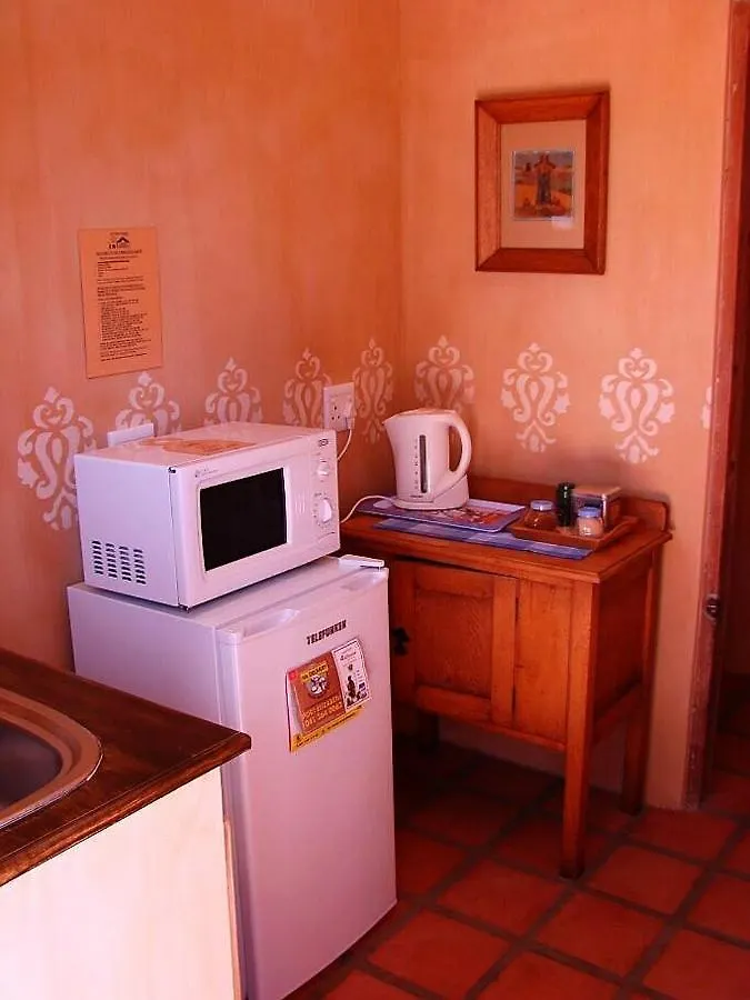 The Farmhouse B&B Port Elizabeth Bed & Breakfast